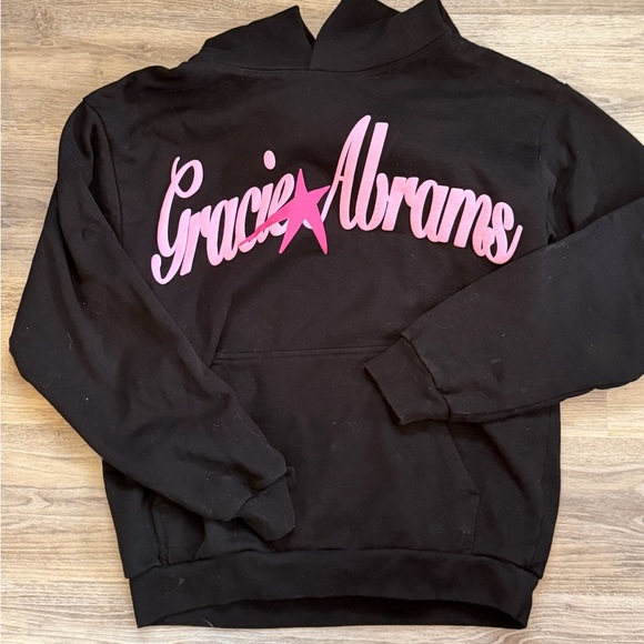 Tops - Pink Gracie Abrams Merch